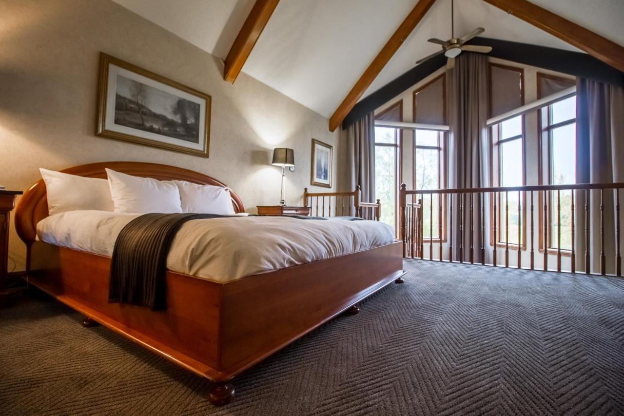 Hotel Et Centre De Villegiature Lac Carling Grenville-Sur-La-Rouge Zewnętrze zdjęcie